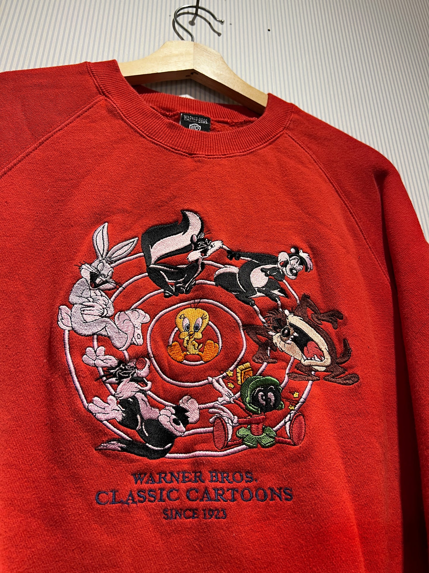 Vintage 90s Looney Tunes Bullseye Crewneck