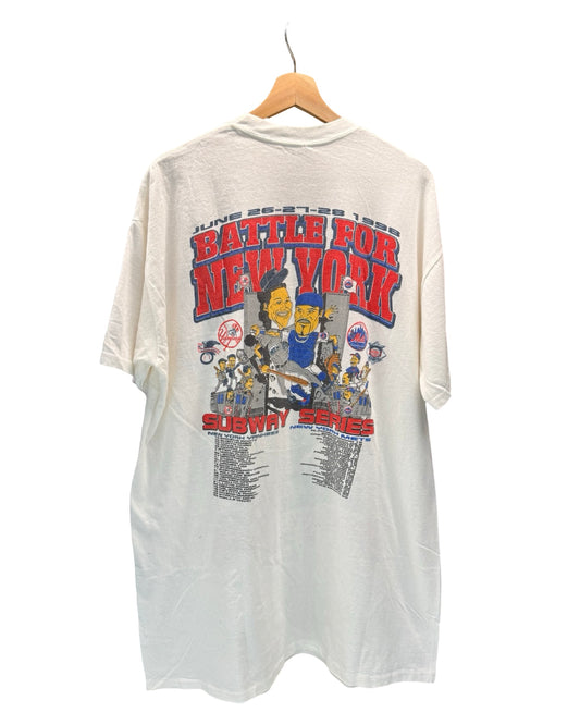 Vintage 1998 Rare Yankees vs Mets Battle for New York Tee