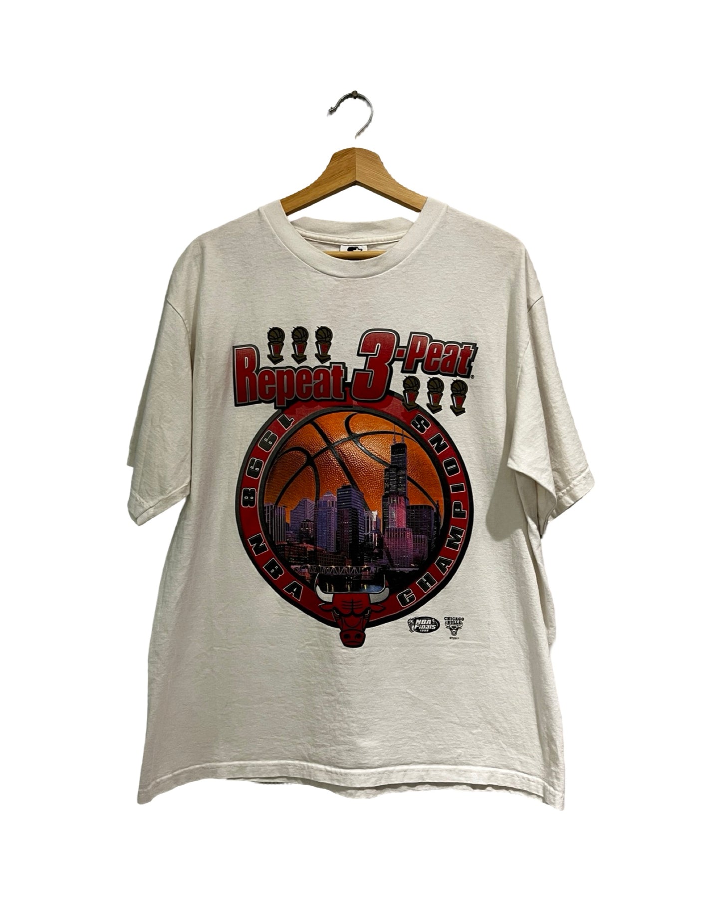 Vintage 1998 Chicago Bulls Repeat 3-Peat Tee
