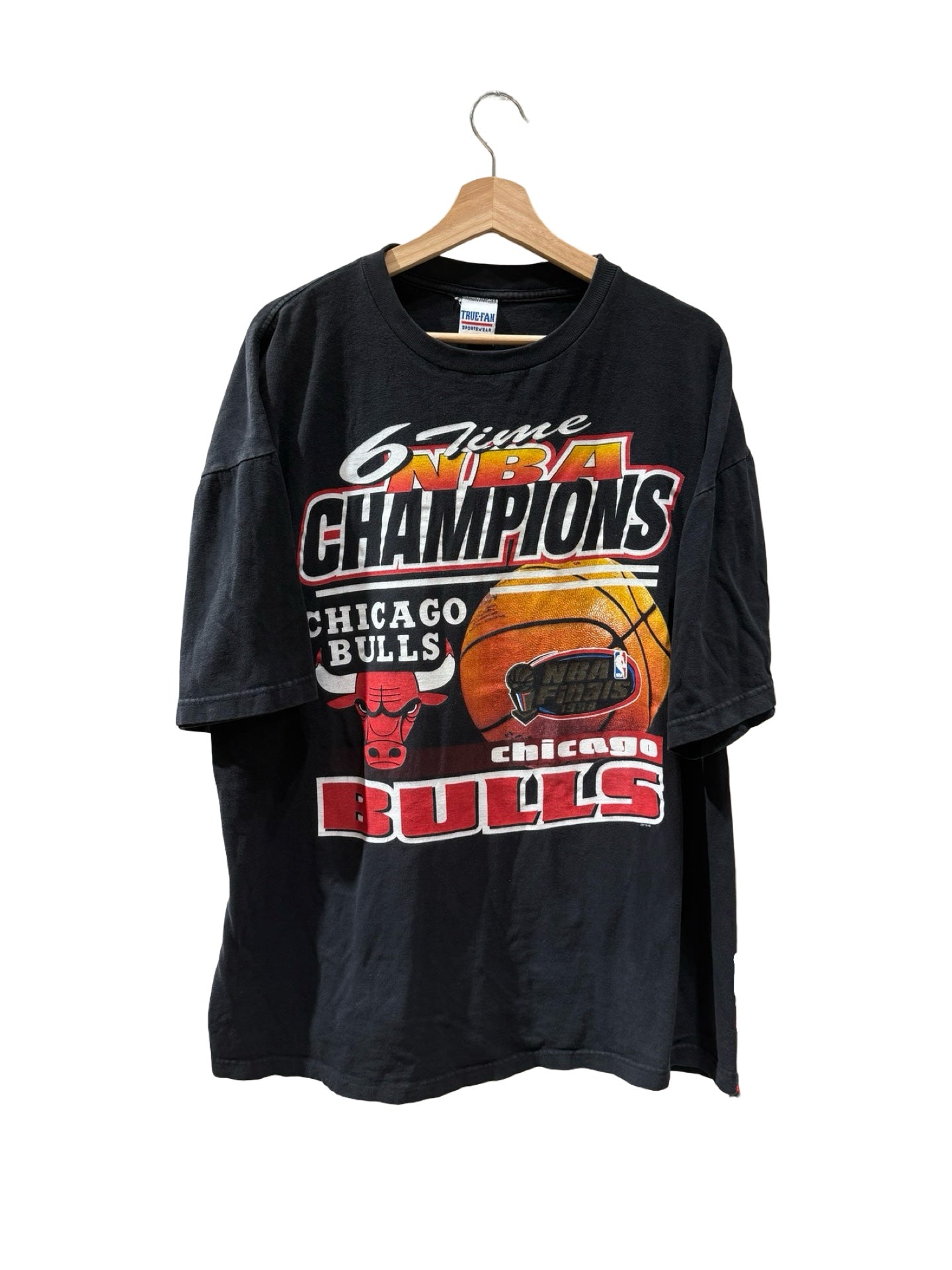 Vintage 1998 Chicago Bulls 6-Time Champions Tee