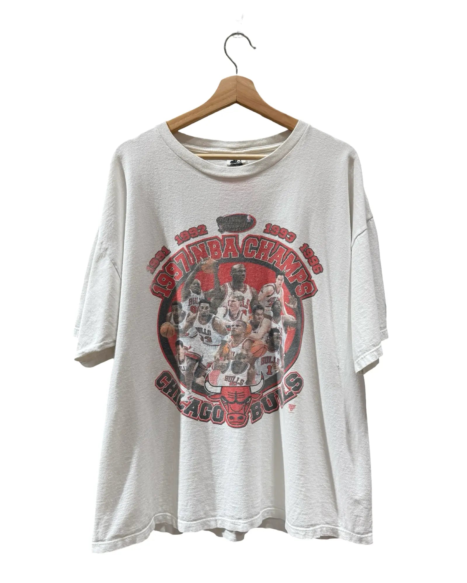 Vintage 1997 Chicago Bulls NBA Champions Tee KIF Vintage