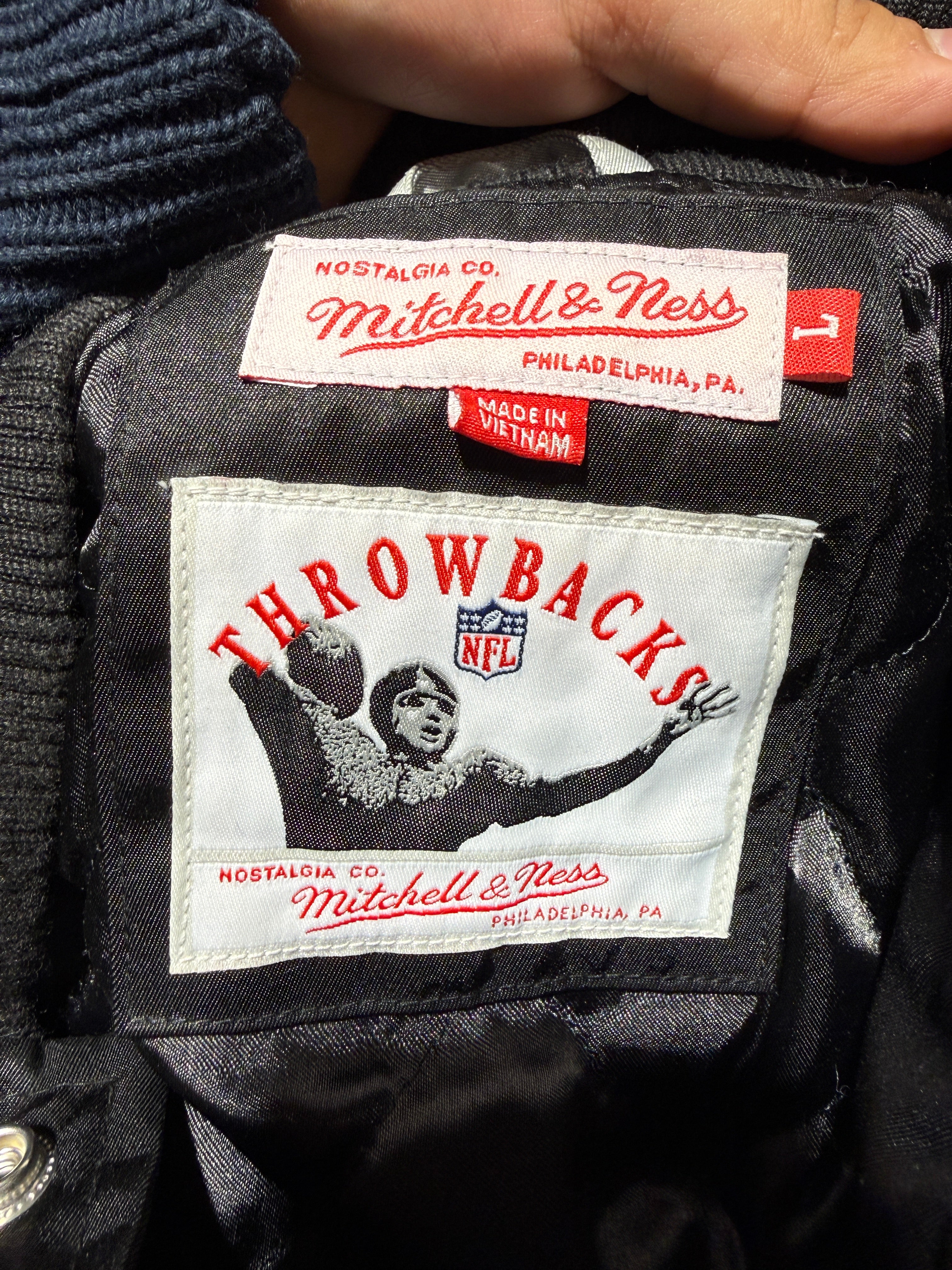 Vintage Oakland Raiders Mitchell & Ness Throwbacks Jacket KIF Vintage
