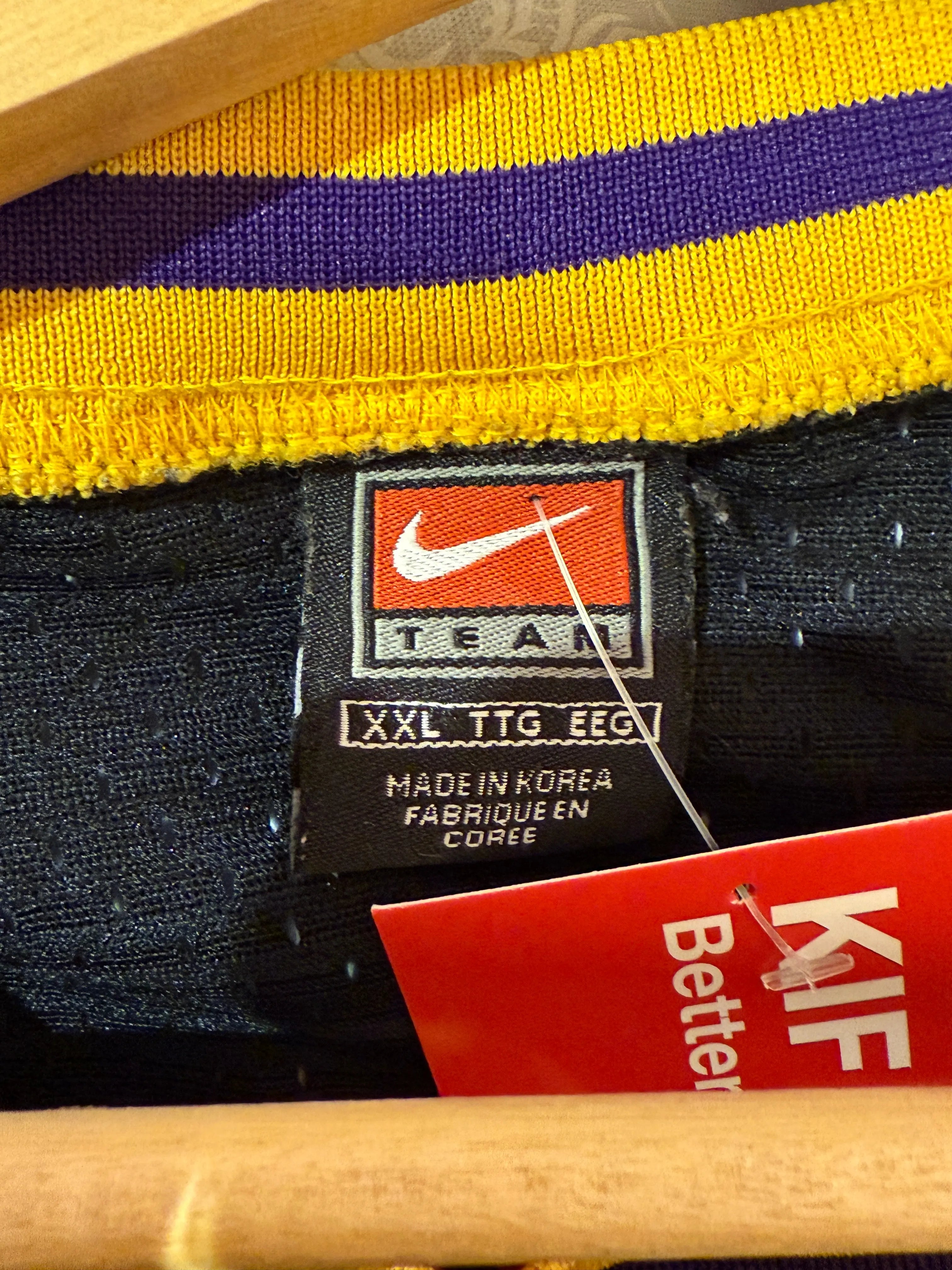 Vintage 00s Nike Kobe Bryant 8 Lakers Black Swingman Jersey KIF Vintage