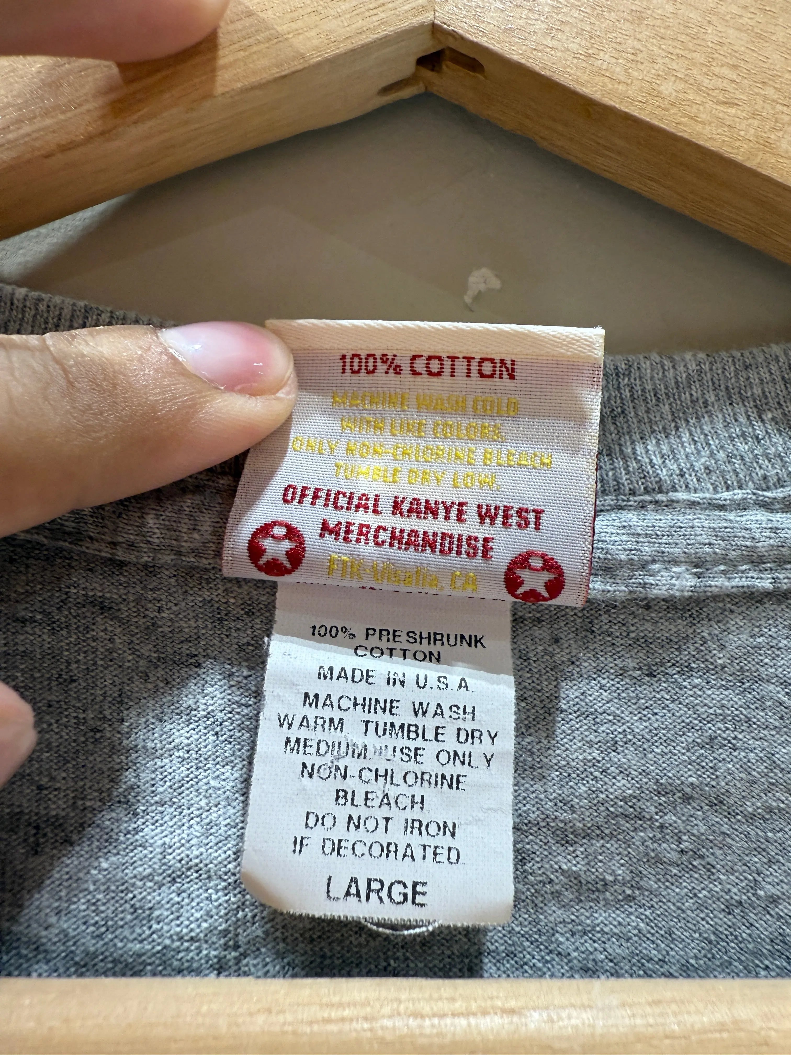 Vintage 2004 Kanye West College Dropout Official Tee KIF Vintage