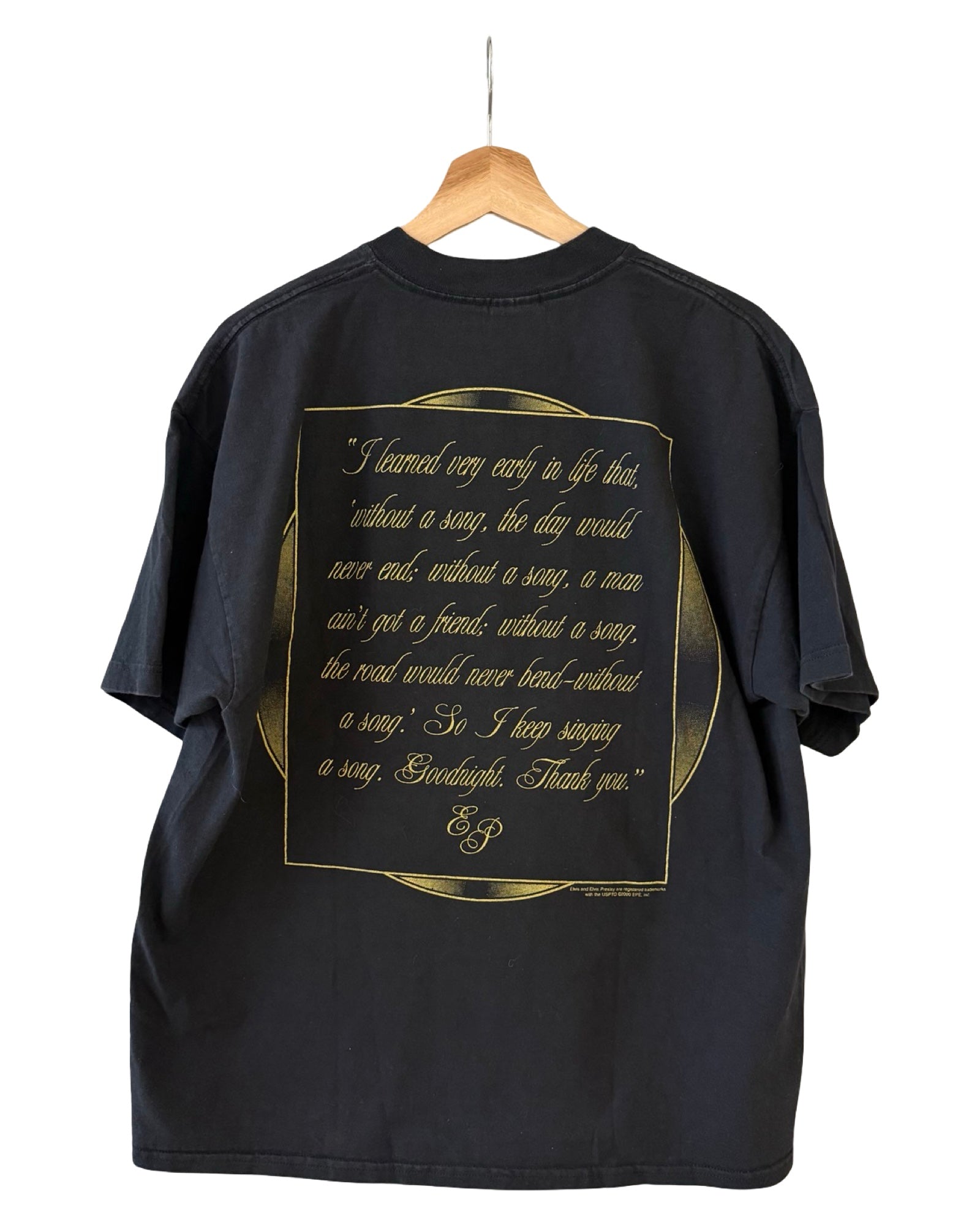 Vintage 2000 Elvis Presley Singing a Song Tee