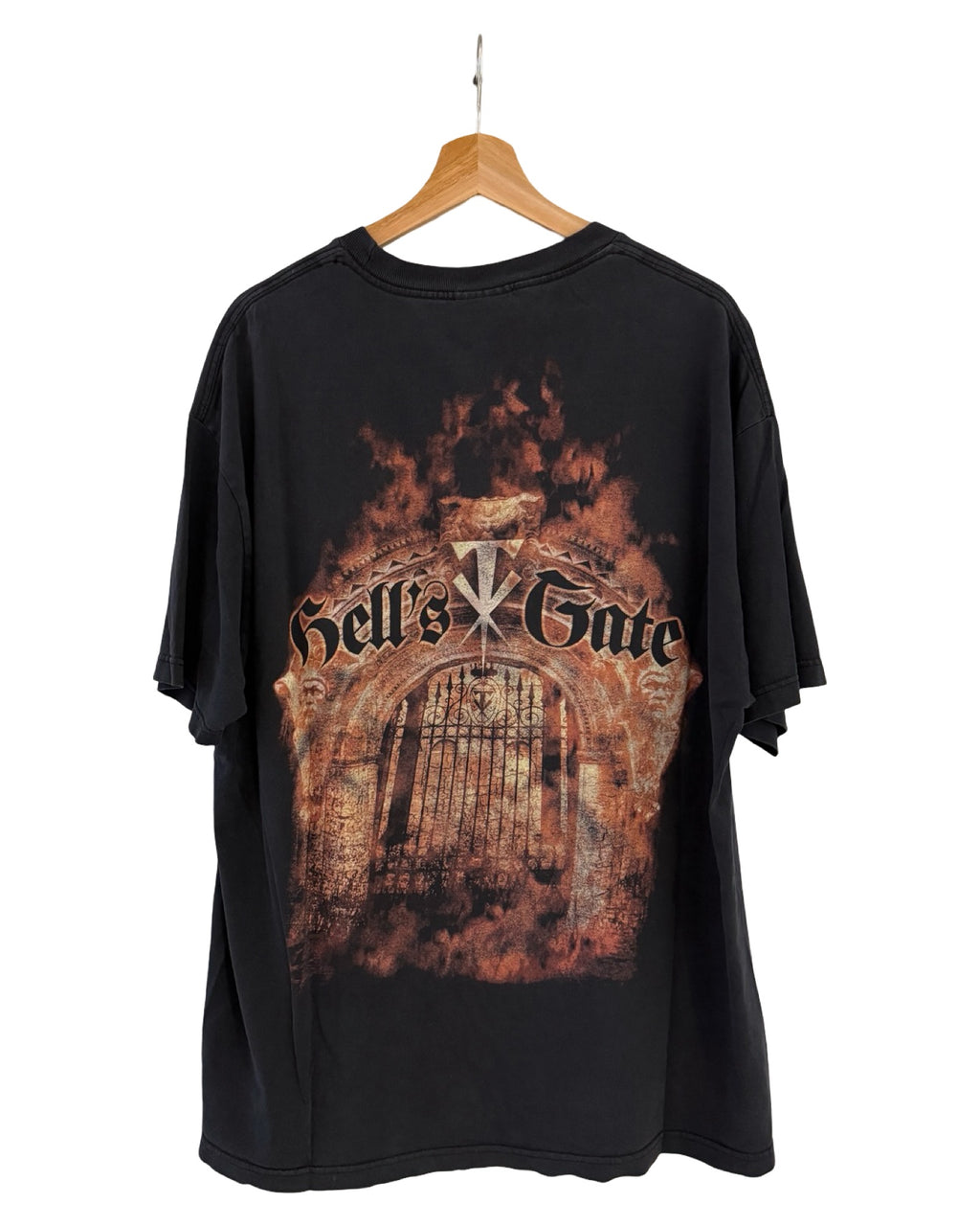 Camiseta promocional "Hells Gates" de Undertaker (WWE 2005) vintage